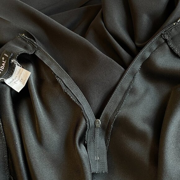 Lauren Vidal Modele Deposo Cosy Black Ponte Pants Cropped with Side Slit at Cuff - Picture 5 of 7